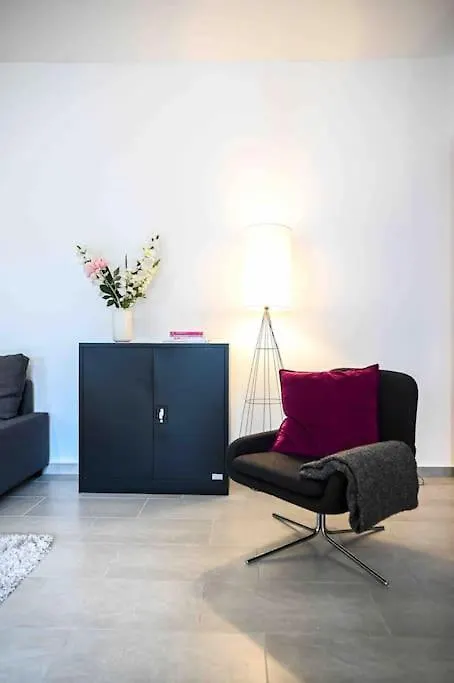 Apartment Moderne Wohnung In Ruhiger Umgebung Nahe Messe Berlin
